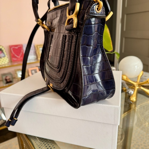 Chloé Navy Embossed Crocodile Leather Top Handle Bag w/Shoulder strap - Picture 3 of 10